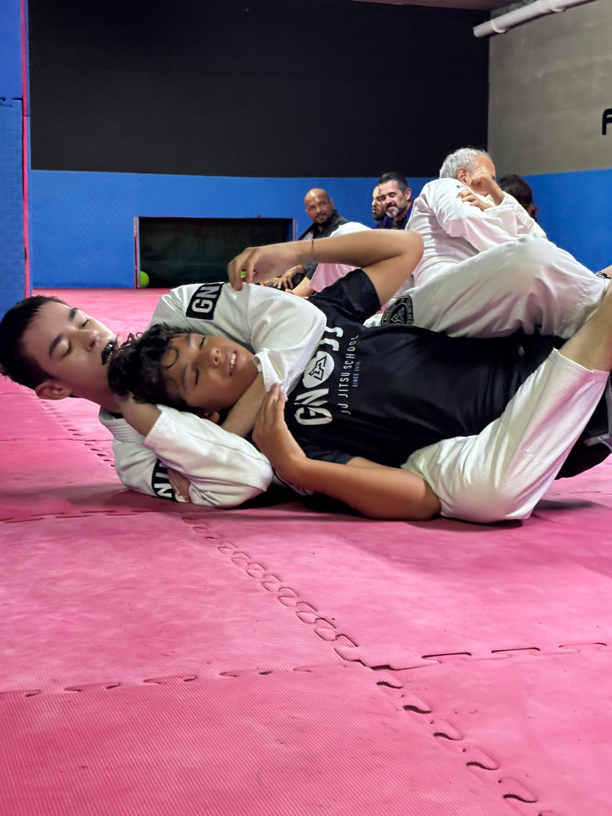 Jiu-Jitsu ou Judo para crianças: diferenças e como escolher